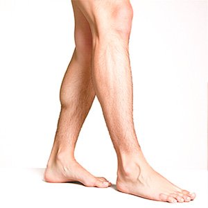 Imagen de hombre referente a depilación de piernas completas masculinas con cera